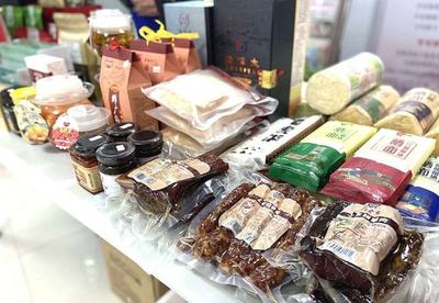 蔡甸供銷牽線搭橋 來鳳特色農(nóng)產(chǎn)品走進(jìn)大武漢